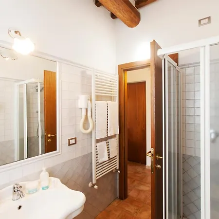 Lantgård Agriturismo Le Cascatelle