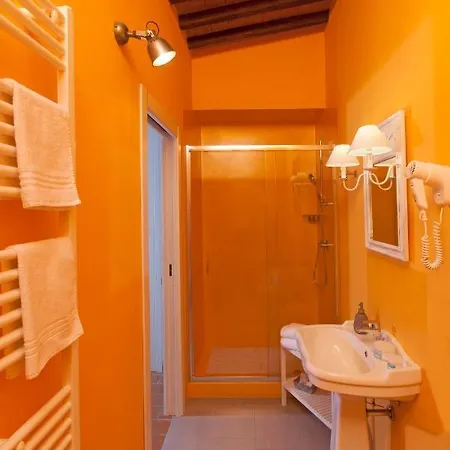 Agriturismo Le Cascatelle Lantgård