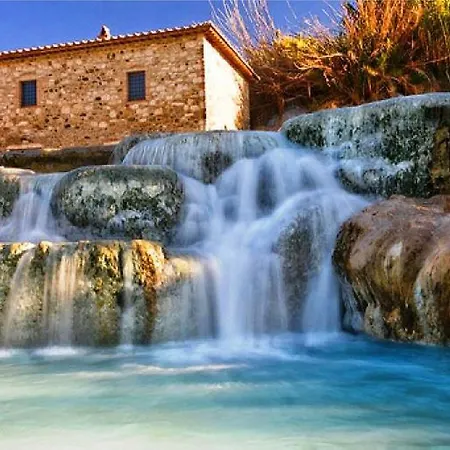 Farm stay Agriturismo Le Cascatelle *